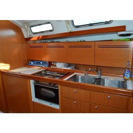 Arundel Yachting Botel Genova